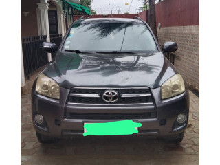 TOYOTA RAV 4 SERIE 3 À VENDRE