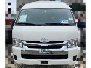 TOYOTA HIACE